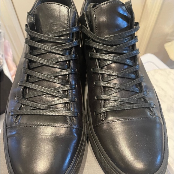 John Varvatos New in box and duster Reed low top Men's Sneakers - Picture 3 of 9